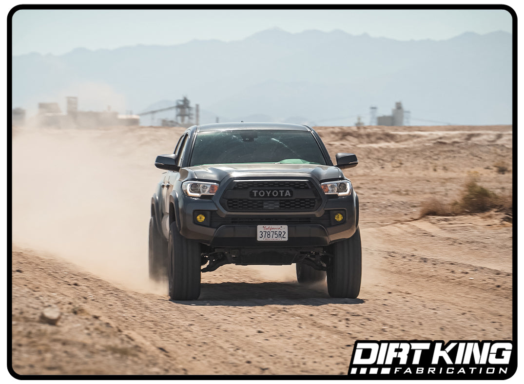 Dirt King2.5 Coilovers | DCA Remote Reservoir - Single Cab 2WD